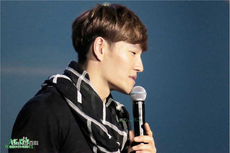 金钟国(（韩），Kim Jong Kook（英）)2015.3.5-3.6 turbo in seoul壁纸壁纸