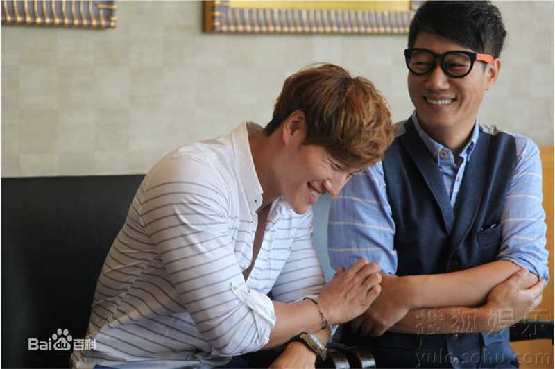 金钟国(（韩），Kim Jong Kook（英）)2013.9.23 sohu采访照片前后照片