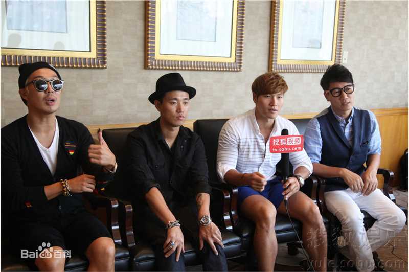 金钟国(（韩），Kim Jong Kook（英）)2013.9.23 sohu采访照片前后照片