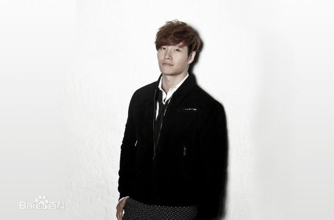 最优质金钟国(（韩），Kim Jong Kook（英）)生活照