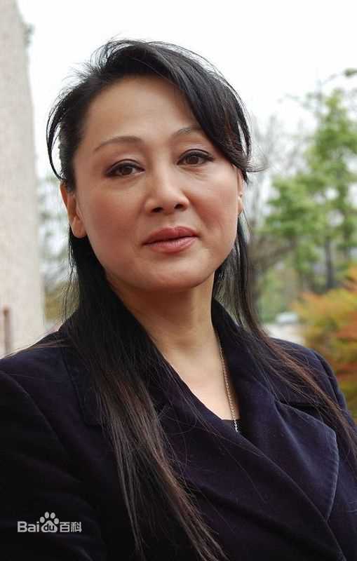 王姬(Heidi wong) 出席活动壁纸壁纸