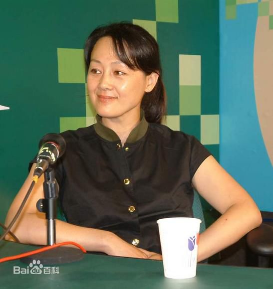 王姬(Heidi wong) 出席活动壁纸壁纸