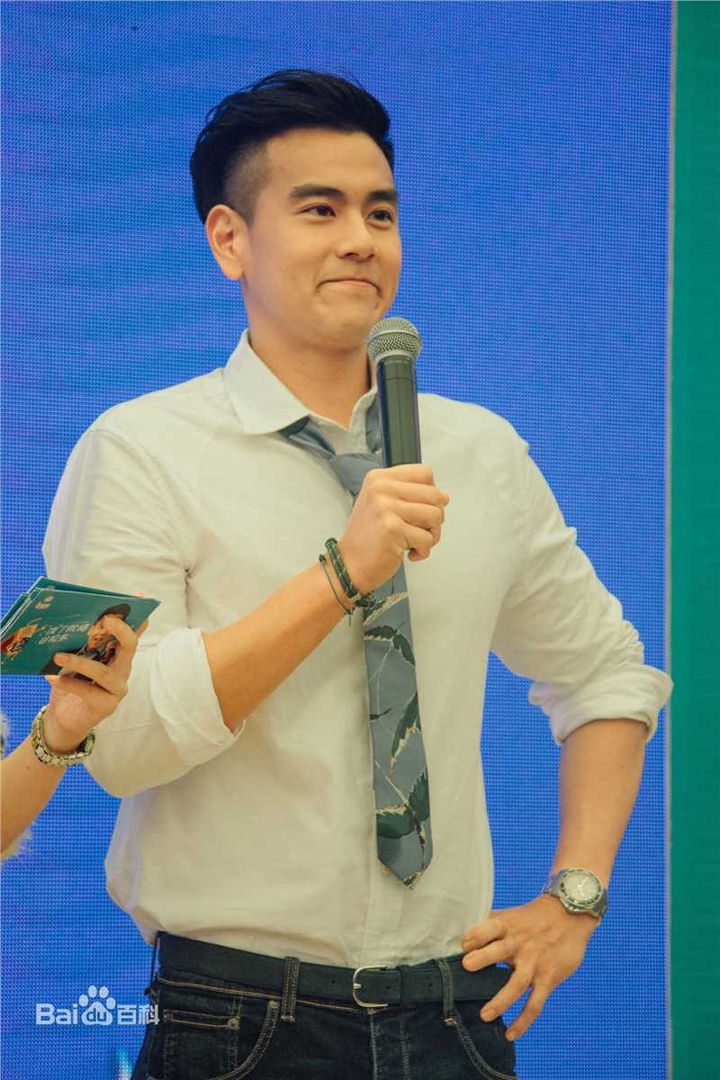 彭于晏(Eddie Peng Yuyan)南京谷粒多活动生活照相册