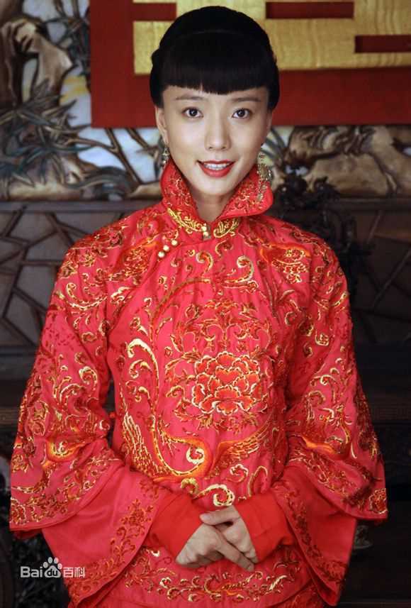 最新王珞丹(Wang Luodan)在电视剧《红娘子》饰演王小红中的图集