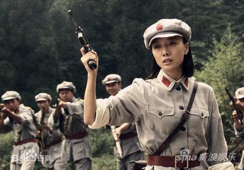 最新王珞丹(Wang Luodan)在电视剧《红娘子》饰演王小红中的图集