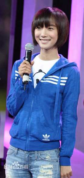 王珞丹(Wang Luodan)杜拉拉点击创纪录庆功会照片图册