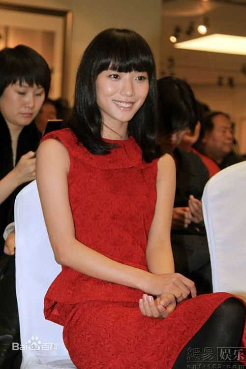 最新王珞丹(Wang Luodan)精彩图册