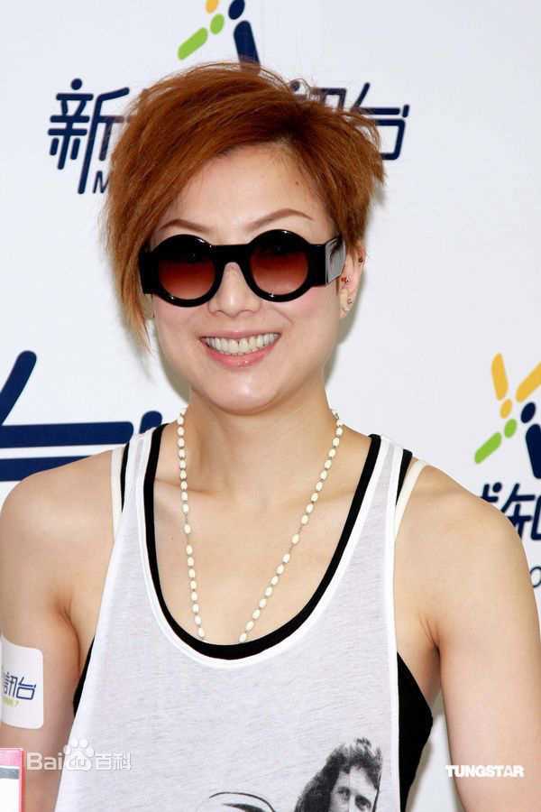 郑秀文(Sammi Cheng) 工作照素颜照相册