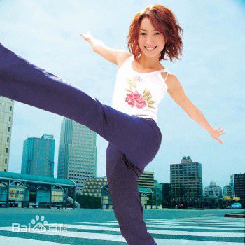 郑秀文(Sammi Cheng)百变造型生活照