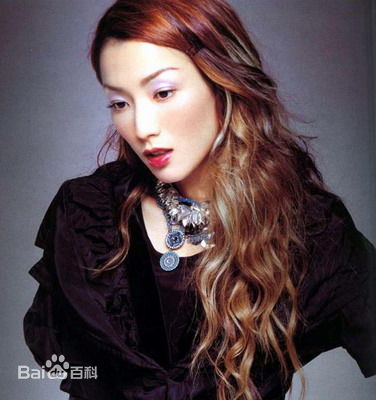 郑秀文(Sammi Cheng)生活照性感图片壁纸