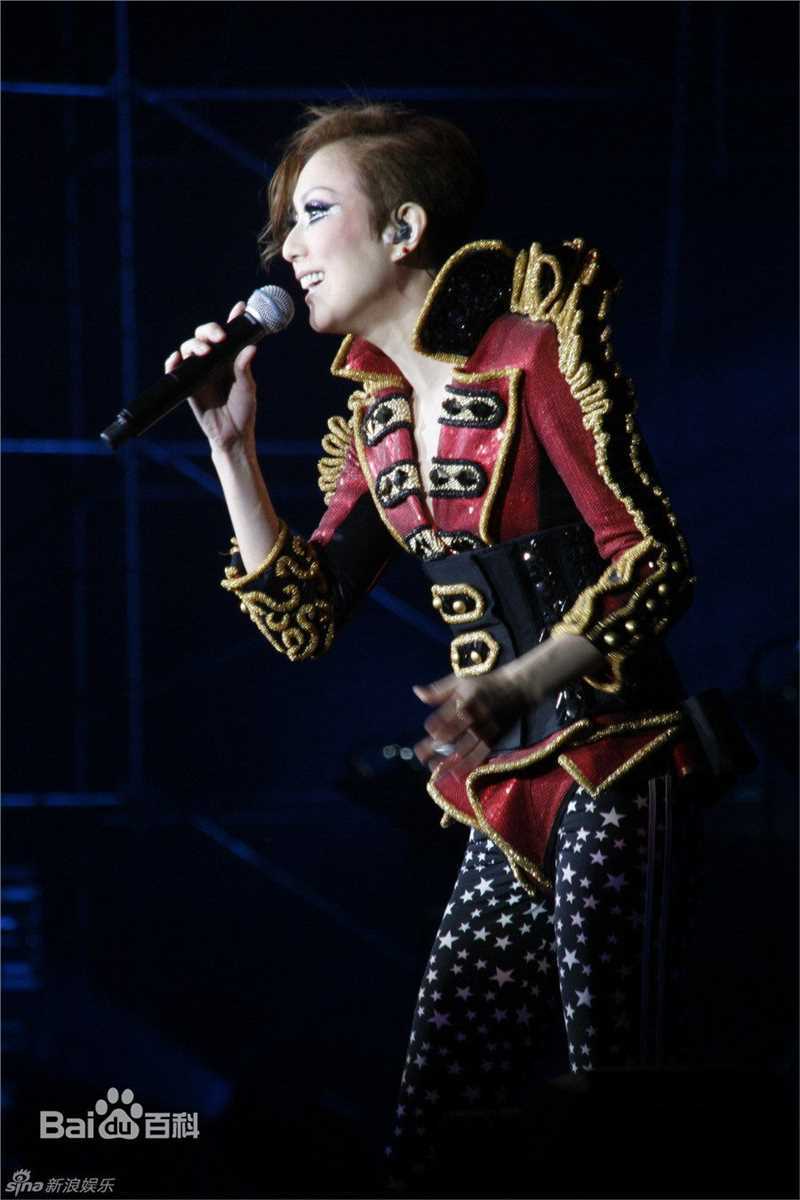 最新郑秀文(Sammi Cheng)精彩图册