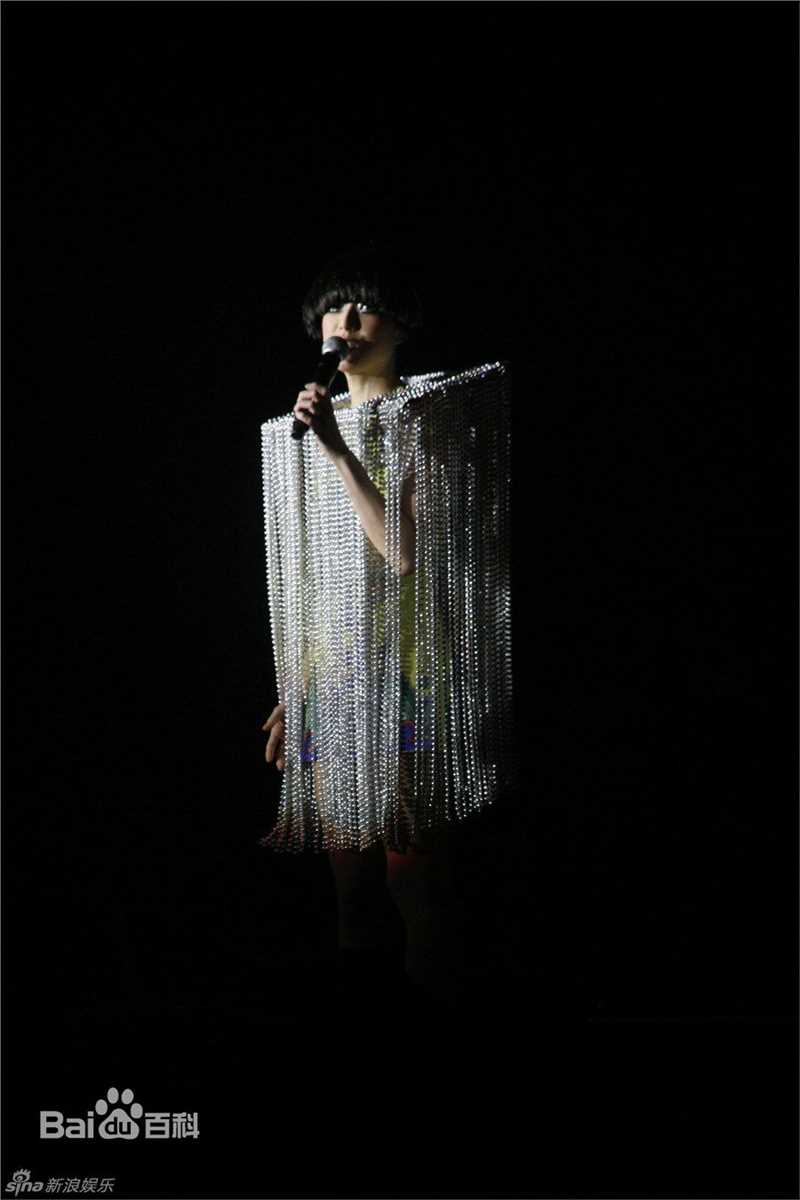 最新郑秀文(Sammi Cheng)精彩图册