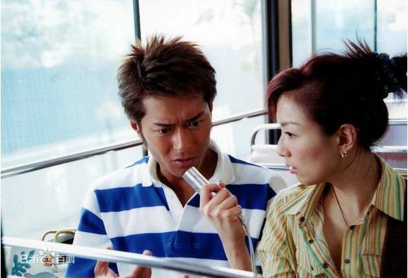 郑秀文(Sammi Cheng)2003年《恋上你的床》最新剧照