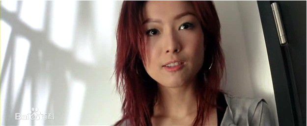 郑秀文(Sammi Cheng)2004年《龙凤斗》精选剧照