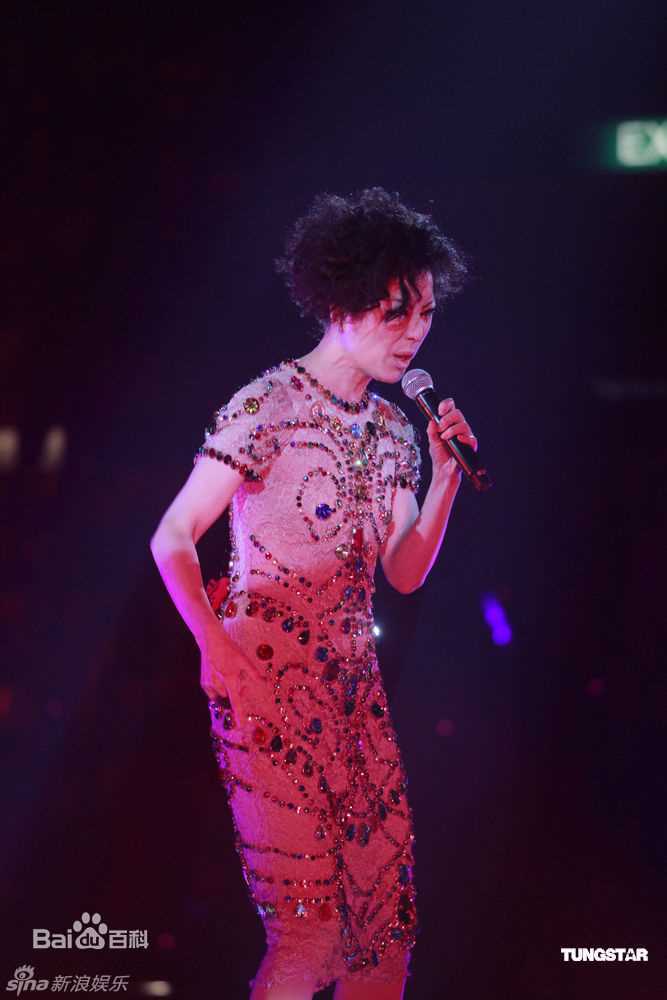 最新郑秀文(Sammi Cheng)精彩图册