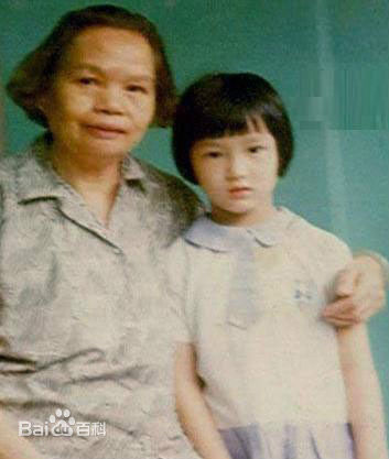 最新郑秀文(Sammi Cheng)壁纸