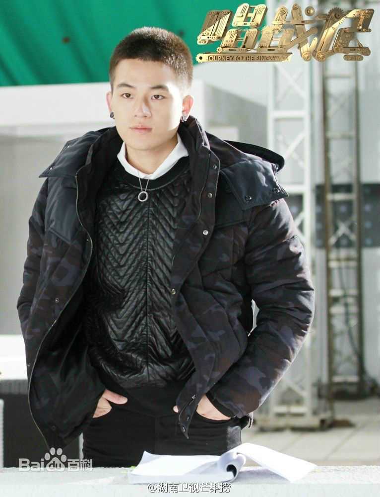 欧豪(Oho Ou)在《唱战记》饰子夜中的