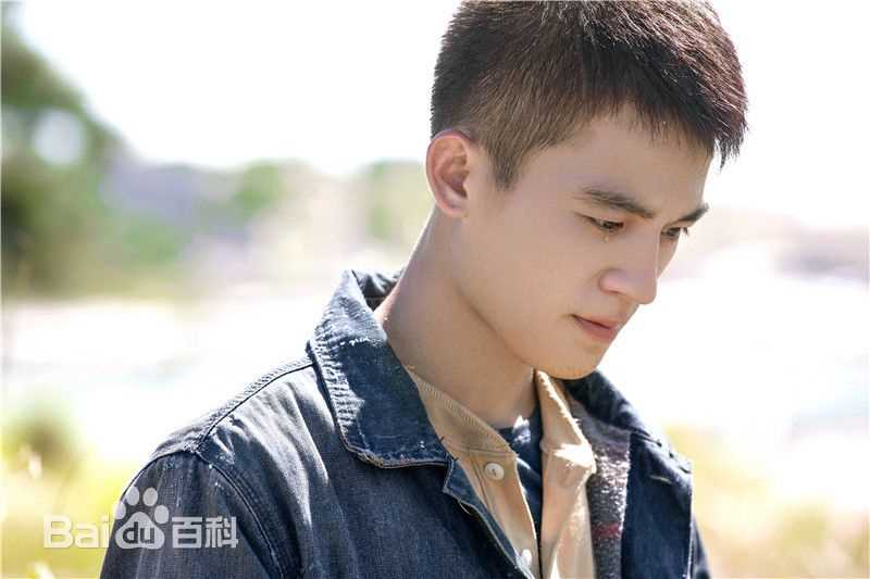 最全欧豪(Oho Ou)在《左耳》饰张漾中的相册