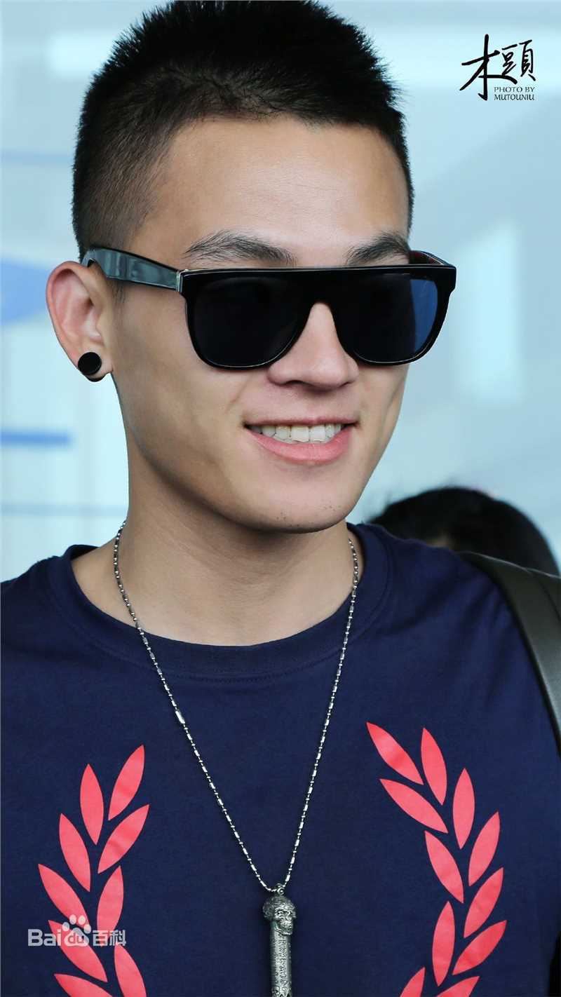 欧豪(Oho Ou)机场秀壁纸壁纸