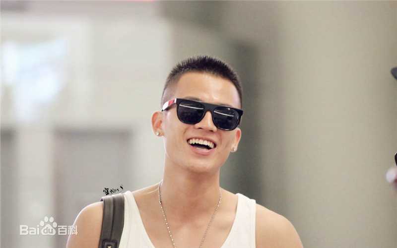 欧豪(Oho Ou)机场秀壁纸壁纸