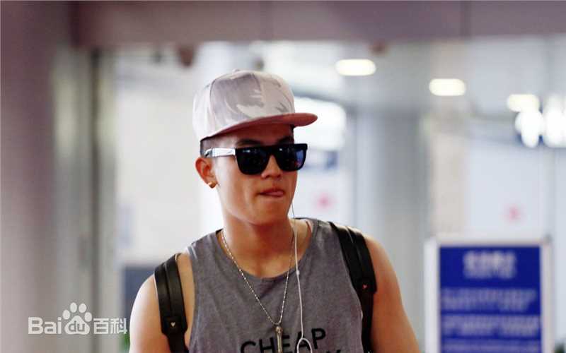 欧豪(Oho Ou)机场秀壁纸壁纸