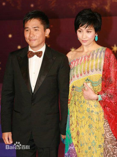刘嘉玲(Carina Lau)与梁朝伟素颜照壁纸