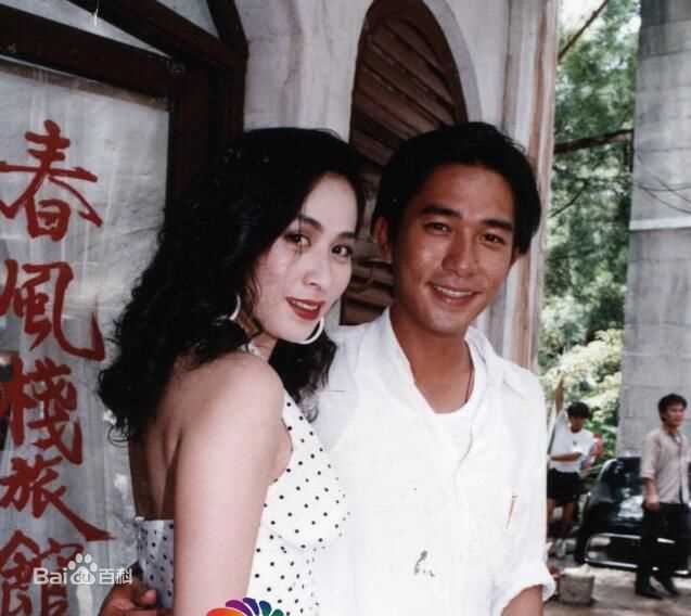 刘嘉玲(Carina Lau)与梁朝伟素颜照壁纸