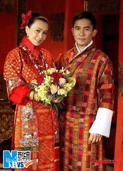 刘嘉玲(Carina Lau)与梁朝伟素颜照壁纸