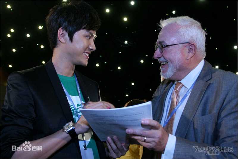 冯绍峰(William Feng)参加气候大会素颜照相册