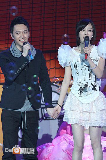 冯绍峰(William Feng)出席快乐大本营性感图片图集