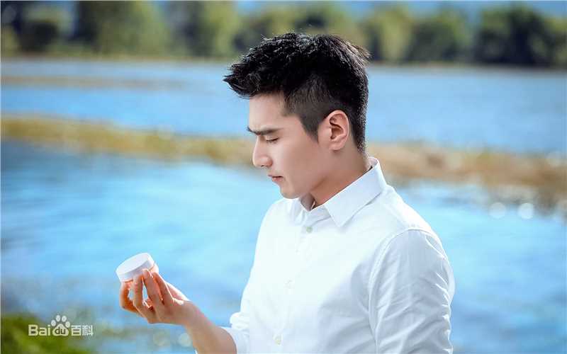 赵又廷(Mark Chao)侧颜性感图片图集