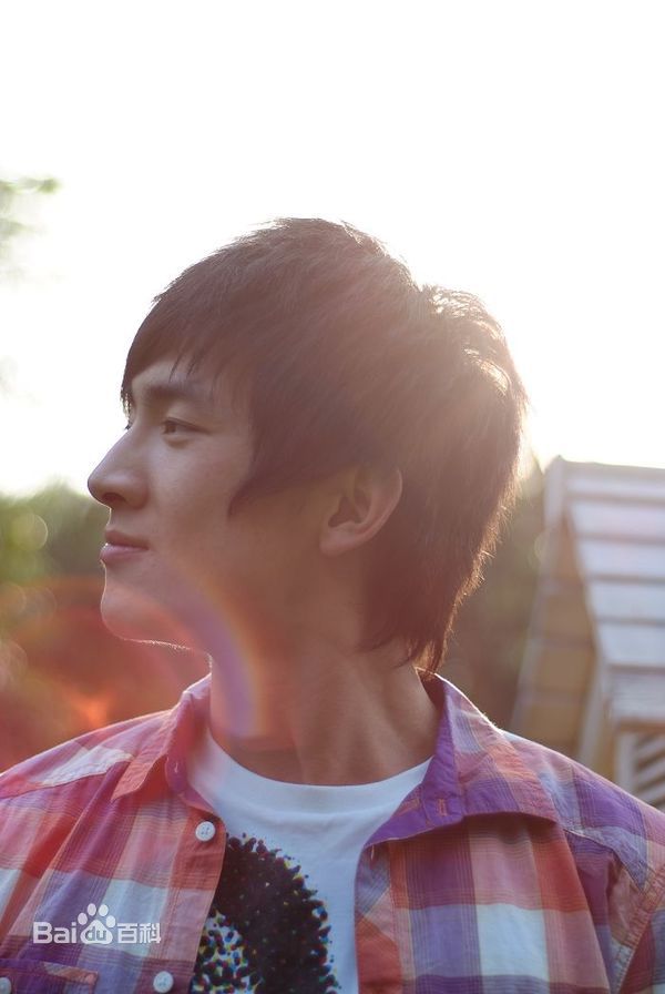 林更新(Kenny Lin)