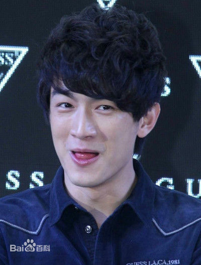 林更新(Kenny Lin)活动相关性感图片壁纸