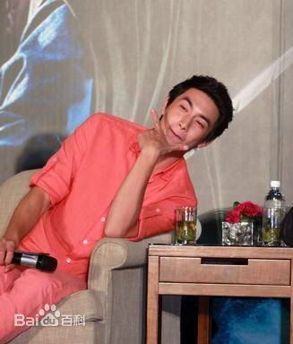 林更新(Kenny Lin)活动相关性感图片壁纸