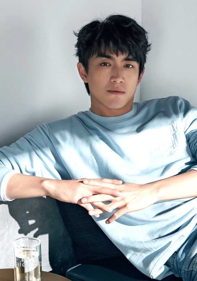 最新林更新(Kenny Lin)性感图片