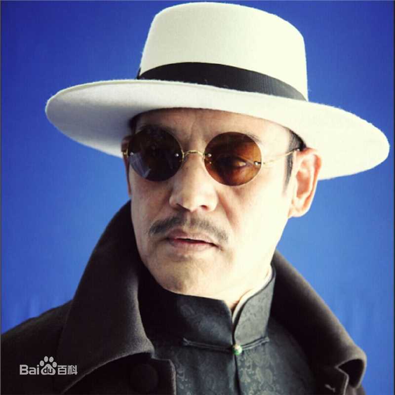 王巍巍子生活照相册