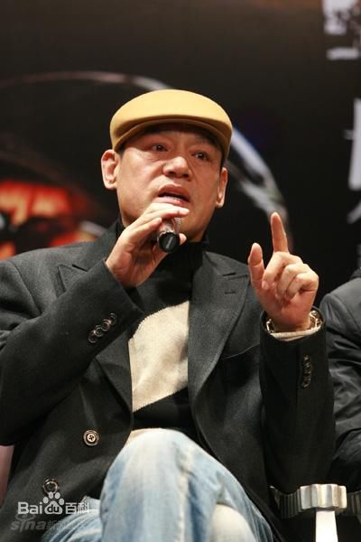 王巍参加活动素颜照相册