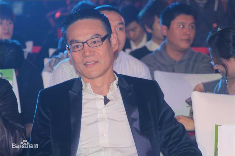 王巍参加活动素颜照相册