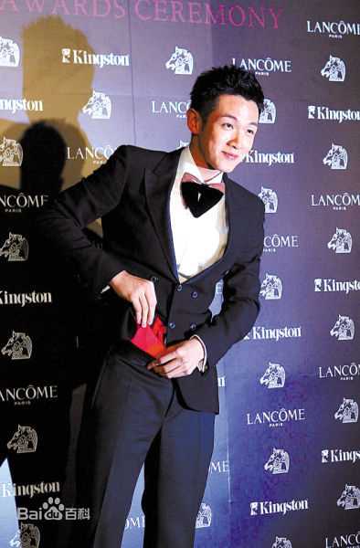 柯震东(Kai Ko)西装照图册