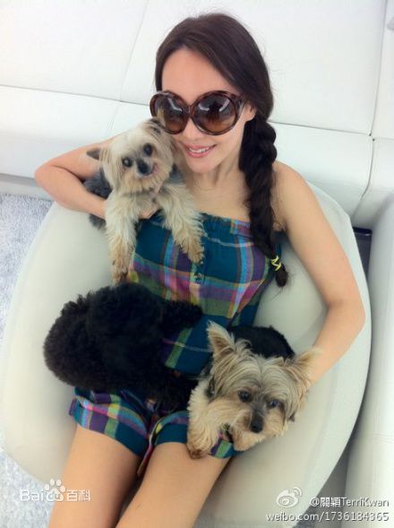 关颖(Terri Kwan)生活照性感图片图集