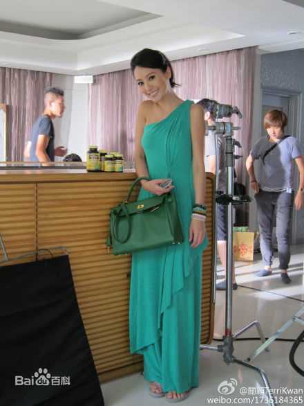 关颖(Terri Kwan)生活照性感图片图集