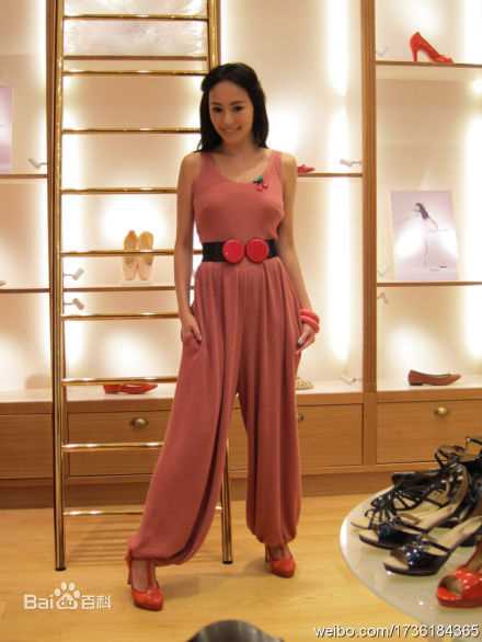 关颖(Terri Kwan)生活照性感图片图集