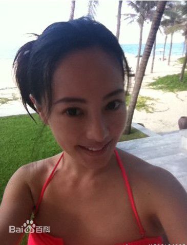 关颖(Terri Kwan)生活照性感图片图集