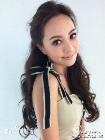关颖(Terri Kwan)生活照性感图片图集