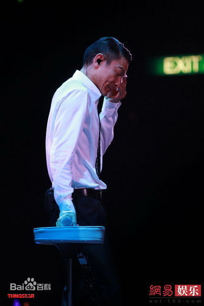 最新刘德华(Andy Lau，Lau Tak Wah)精彩图册