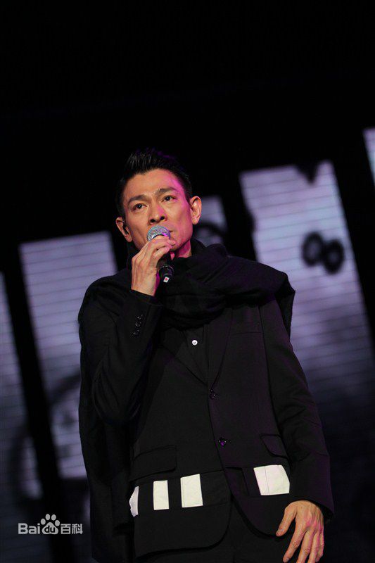 刘德华(Andy Lau，Lau Tak Wah)2011.1.15 百度娱乐沸点前后照片