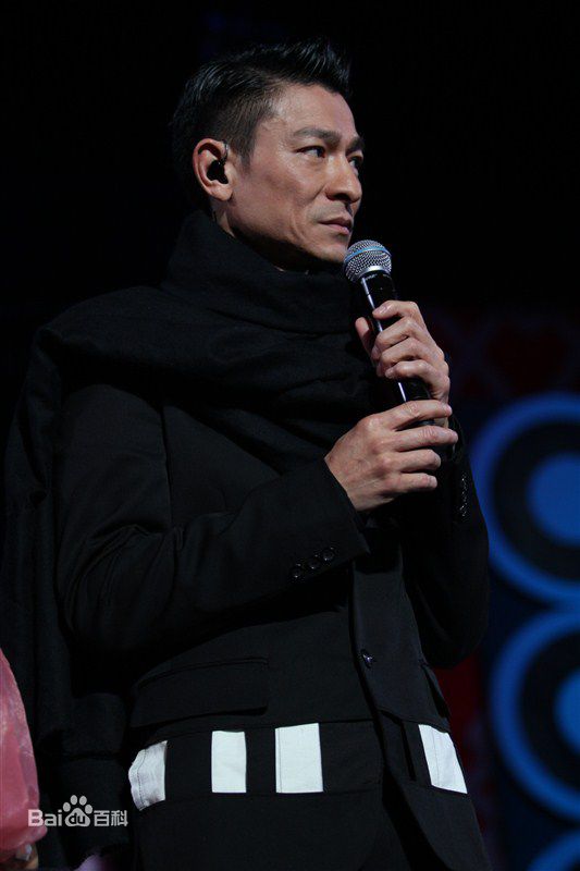 刘德华(Andy Lau，Lau Tak Wah)2011.1.15 百度娱乐沸点前后照片
