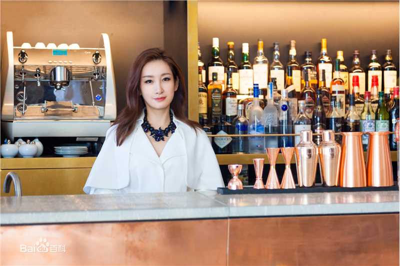 高清秦海璐(Amanda)在《南方有乔木》中的图集