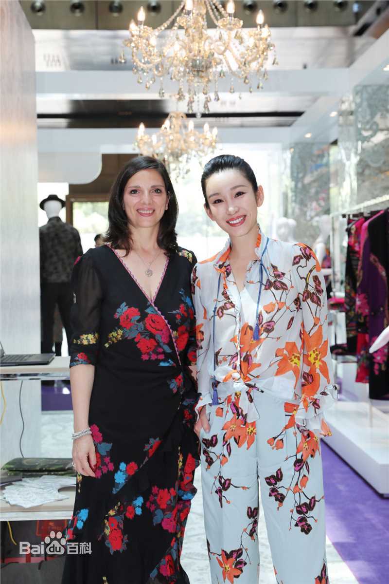 秦海璐(Amanda)ETRO开幕剪彩性感图片图集