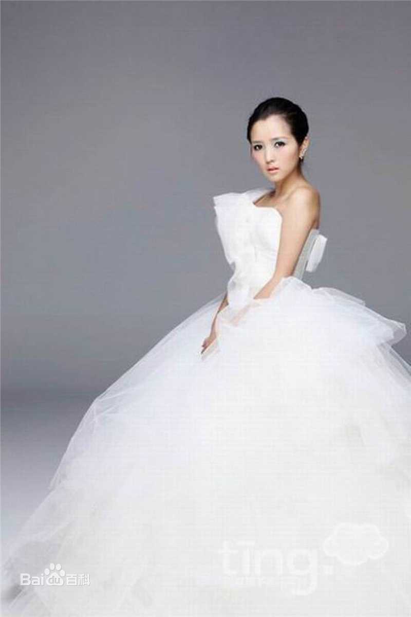 何洁(J.He)“情歌手”阿花时期壁纸壁纸